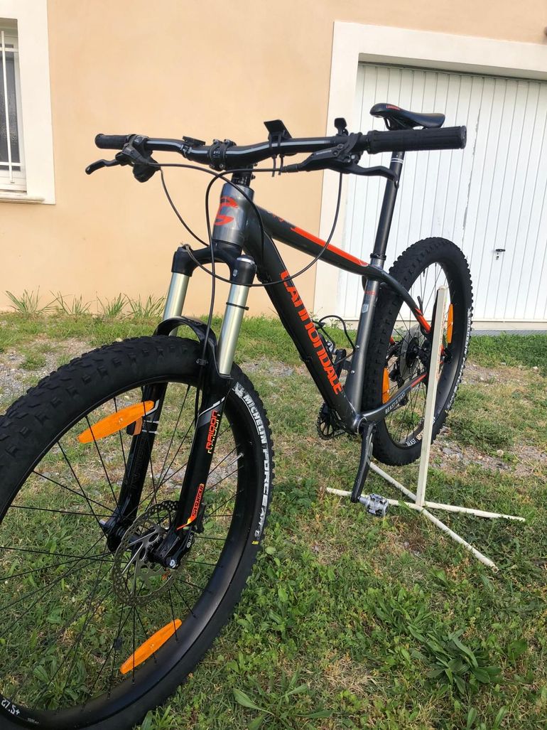 Used Cannondale Beast of the East 3 2017 2017 Mountainbike — image 1 of 5