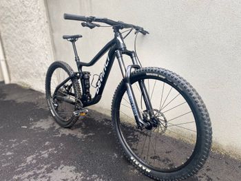 Used Devinci Marshall 29 Deore 12S 2022 2022 Mountainbike — image 2 of 10