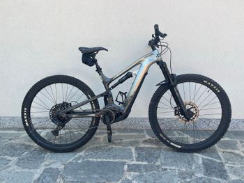 Tweedehands Cannondale Moterra Neo Carbon 2 2022 2022 Mountainbike — afbeelding 5 van 16