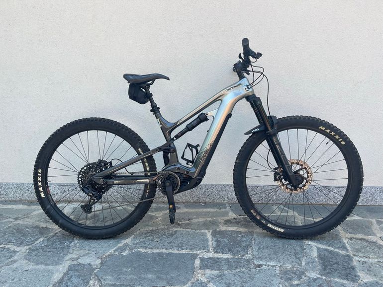 Tweedehands Cannondale Moterra Neo Carbon 2 2022 2022 Mountainbike — afbeelding 5 van 16