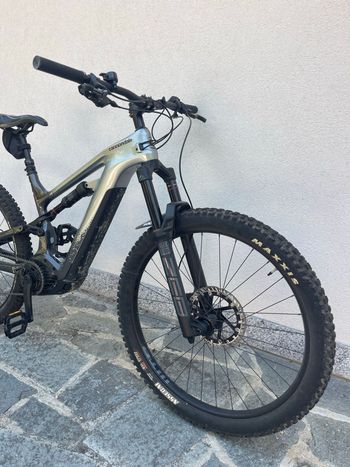 Tweedehands Cannondale Moterra Neo Carbon 2 2022 2022 Mountainbike — afbeelding 2 van 16
