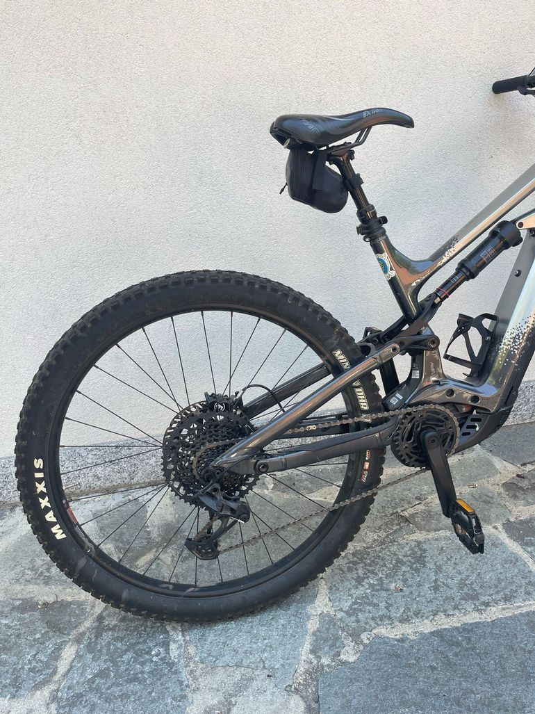 Tweedehands Cannondale Moterra Neo Carbon 2 2022 2022 Mountainbike — afbeelding 3 van 16