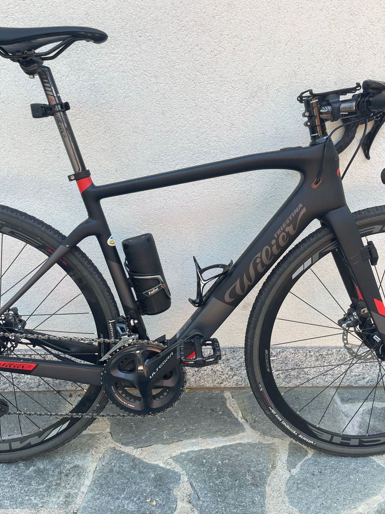 Wilier Cento1 Hybrid SHIMANO 105 R7020 2019 2019 Road & Gravel d'occasion — image 9 sur 11