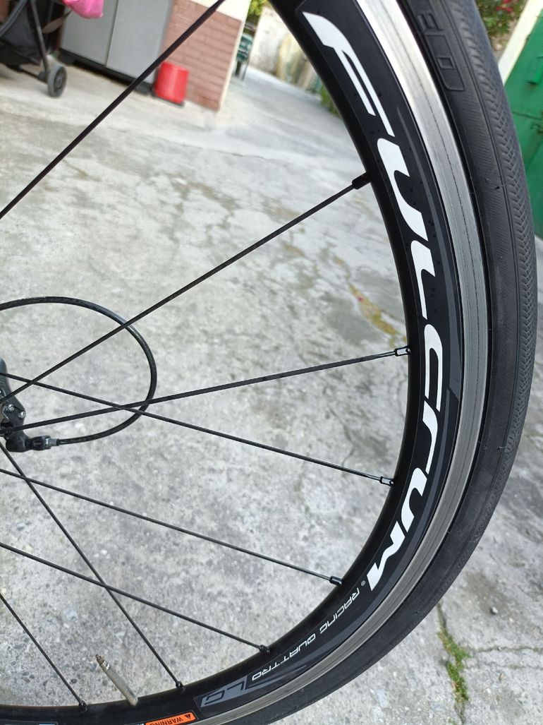 Used Specialized Tarmac Comp 2016 2016 Road & Gravel, Nero — image 6 of 21