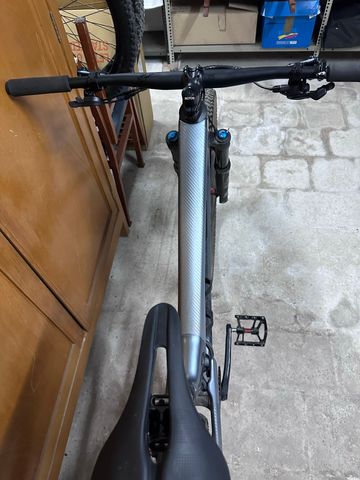 Brugt Canyon Lux Trail CF 6 2024 2024 Mountainbike — billede 6 af 49