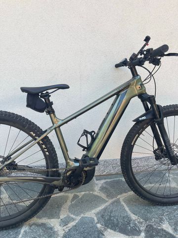 Używany Cannondale Trail Neo 2 2021 2021 Mountainbike — zdjęcie 9 z 10