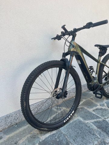 Używany Cannondale Trail Neo 2 2021 2021 Mountainbike — zdjęcie 7 z 10