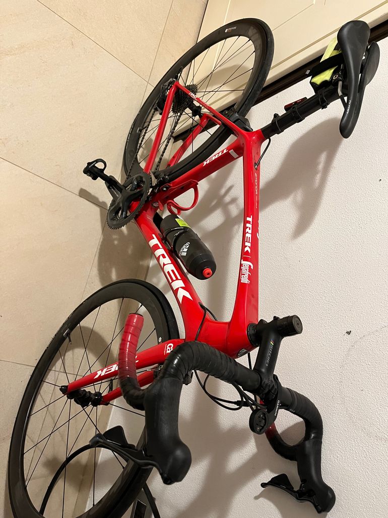 Used Trek Emonda Shimano Dura Ace 2019 Road & Gravel, Red — image 3 of 3