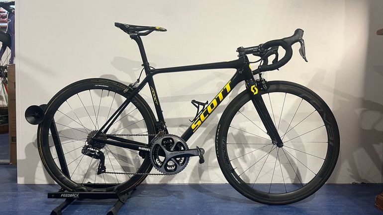 Used Scott Addict Shimano Dura Ace Di2 2018 Road & Gravel — image 1 of 5