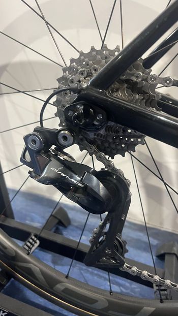 Used Scott Addict Shimano Dura Ace Di2 2018 Road & Gravel — image 4 of 5