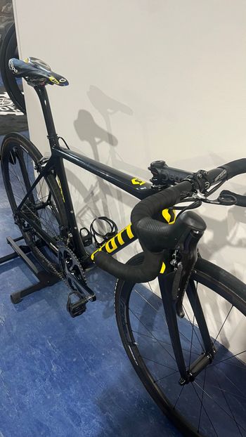 Used Scott Addict Shimano Dura Ace Di2 2018 Road & Gravel — image 2 of 5