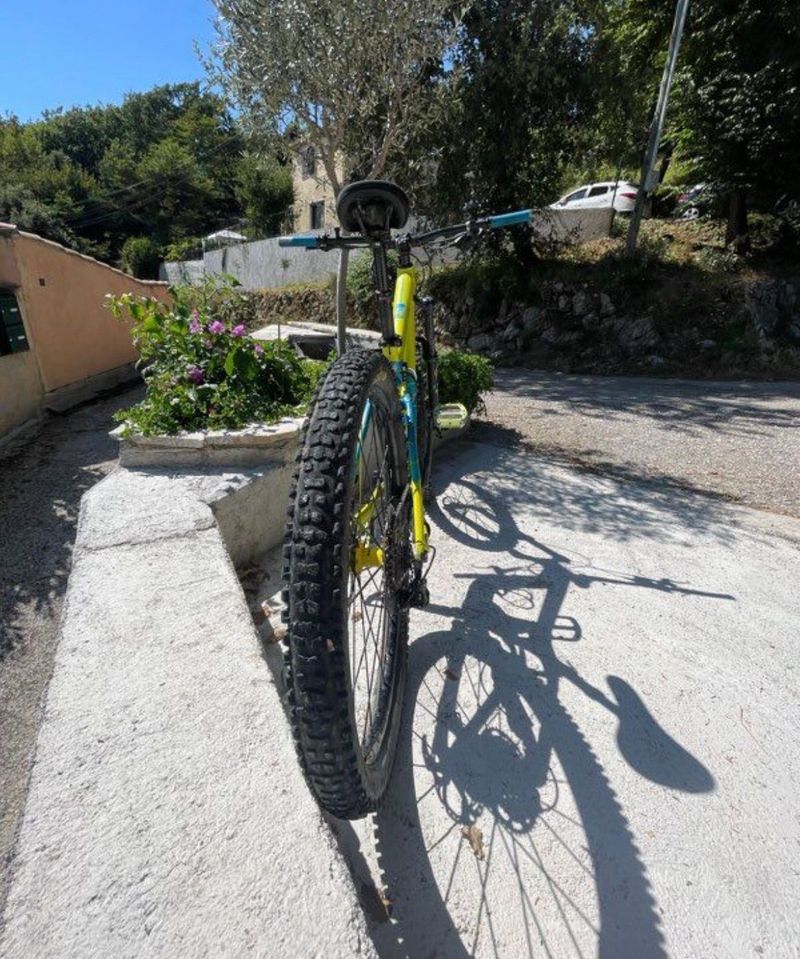 Used Giant Reign 27.5 2 2016 2016 Mountainbike, Blue, 27.5 — image 2 of 15