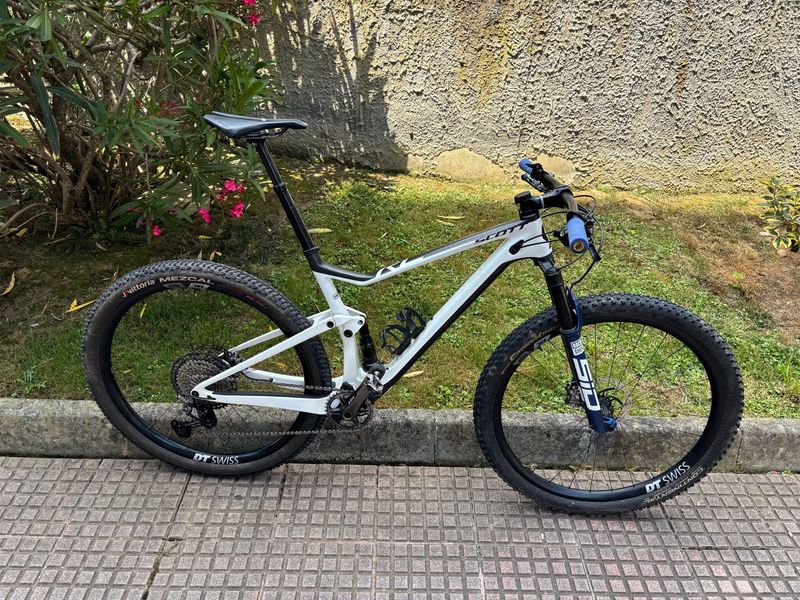 Brugt Scott Spark RC 900 Pro 2021 2021 Mountainbike — billede 1 af 22