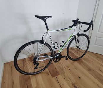 Used Cannondale CAAD 8 2012 Road & Gravel, White — image 2 of 10