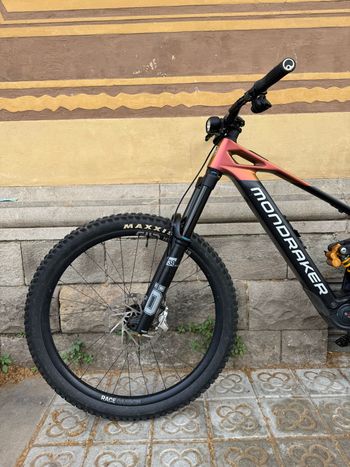 Used Mondraker DUNE XR 2025 2025 Mountainbike, Black, 29, 27.5 — image 10 of 18