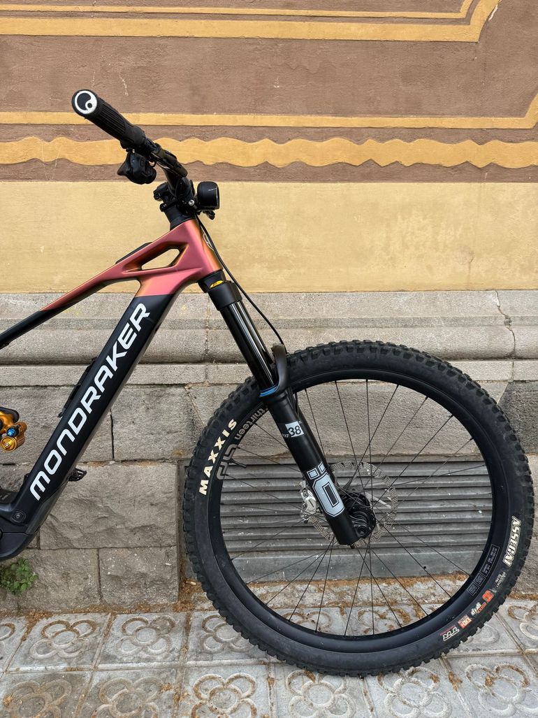 Used Mondraker DUNE XR 2025 2025 Mountainbike, Black, 29, 27.5 — image 5 of 18