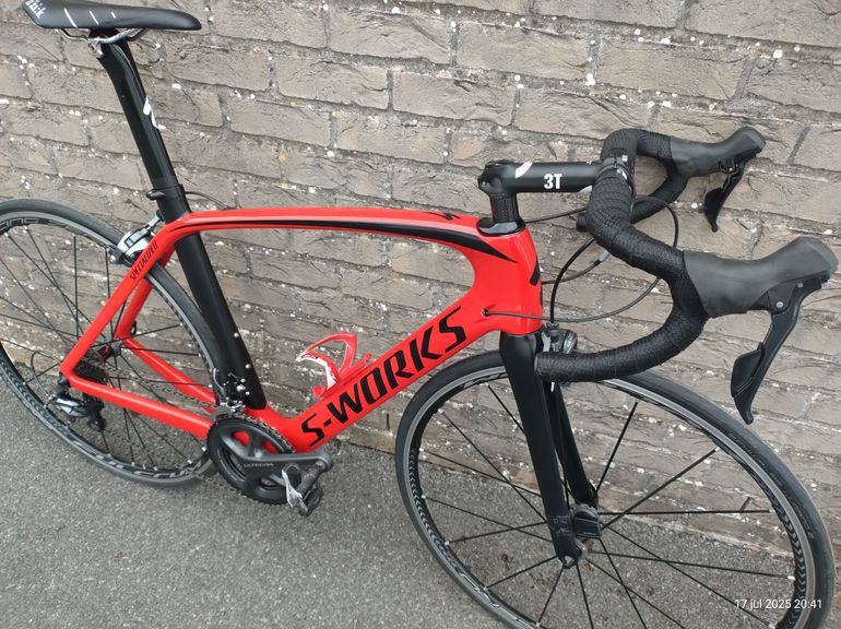 Used Specialized Venge S-Works 2017 Road & Gravel — image 2 of 4