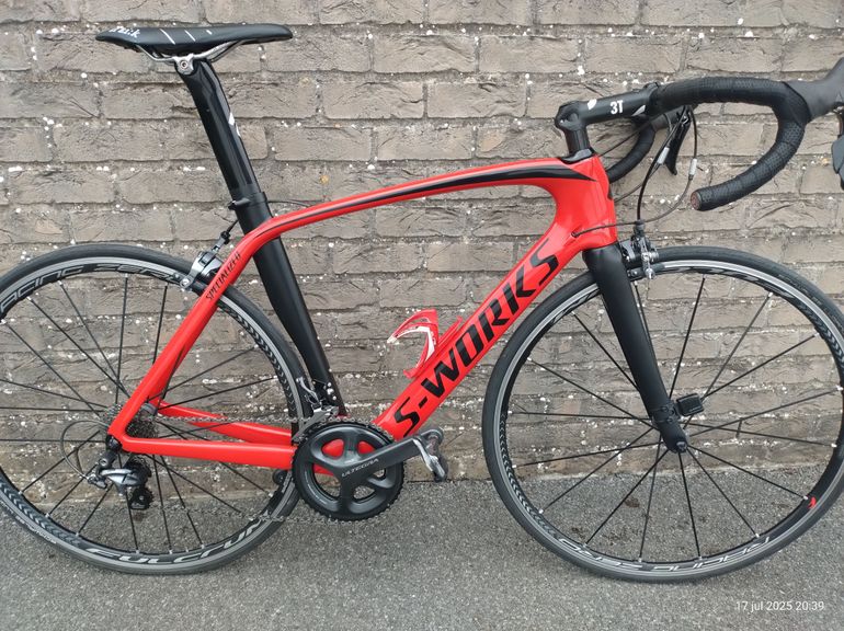 Used Specialized Venge S-Works 2017 Road & Gravel — image 1 of 4