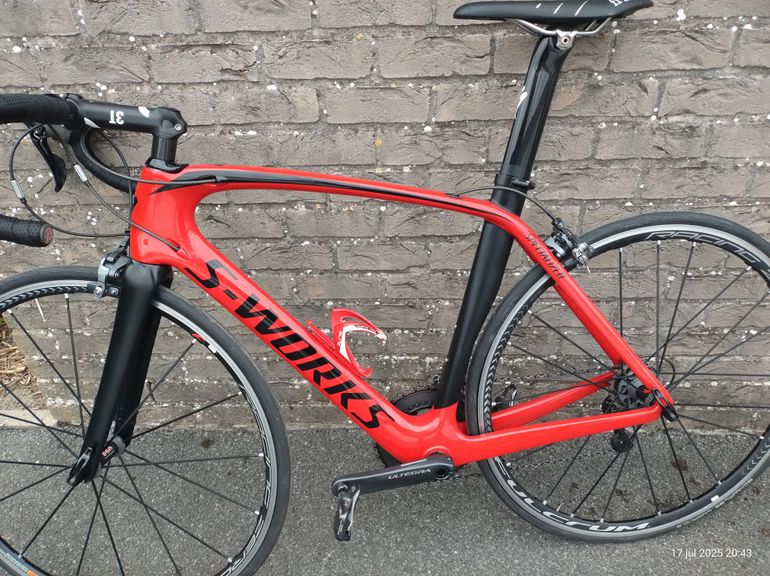 Used Specialized Venge S-Works 2017 Road & Gravel — image 3 of 4