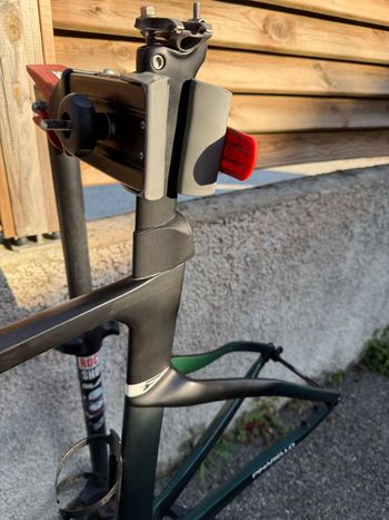 Used Pinarello DOGMA F DURA ACE Di2 Disc 2023 Frameset 2023 Road & Gravel, Schwarz — image 6 of 7