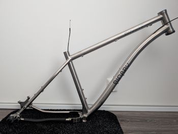 Binary Bicycles, Maniak V1.5 Frameset