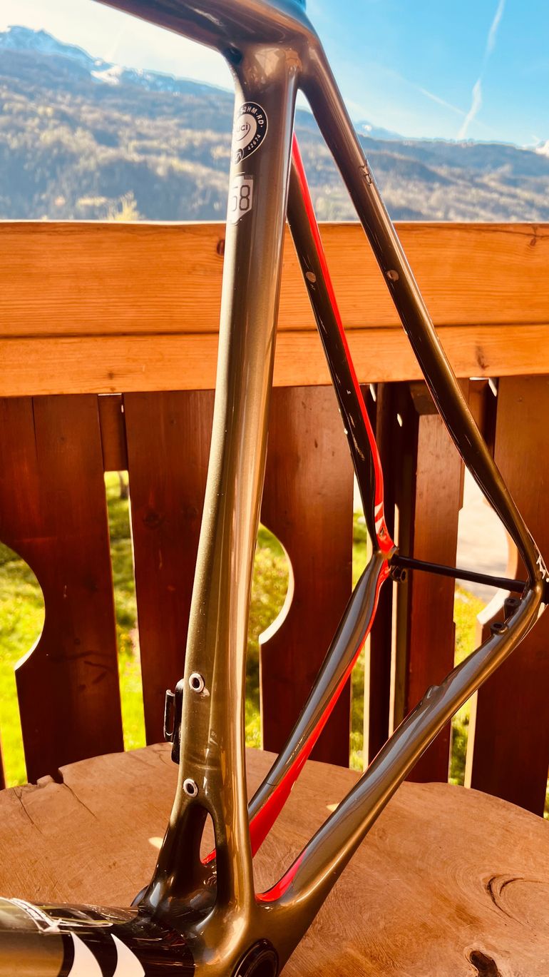 Used Cannondale Synapse Carbon Hi-MOD Red eTap AXS 2021 Frameset 2021 Road & Gravel, Green — image 2 of 6