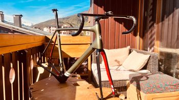 Used Cannondale Synapse Carbon Hi-MOD Red eTap AXS 2021 Frameset 2021 Road & Gravel, Green — image 6 of 6