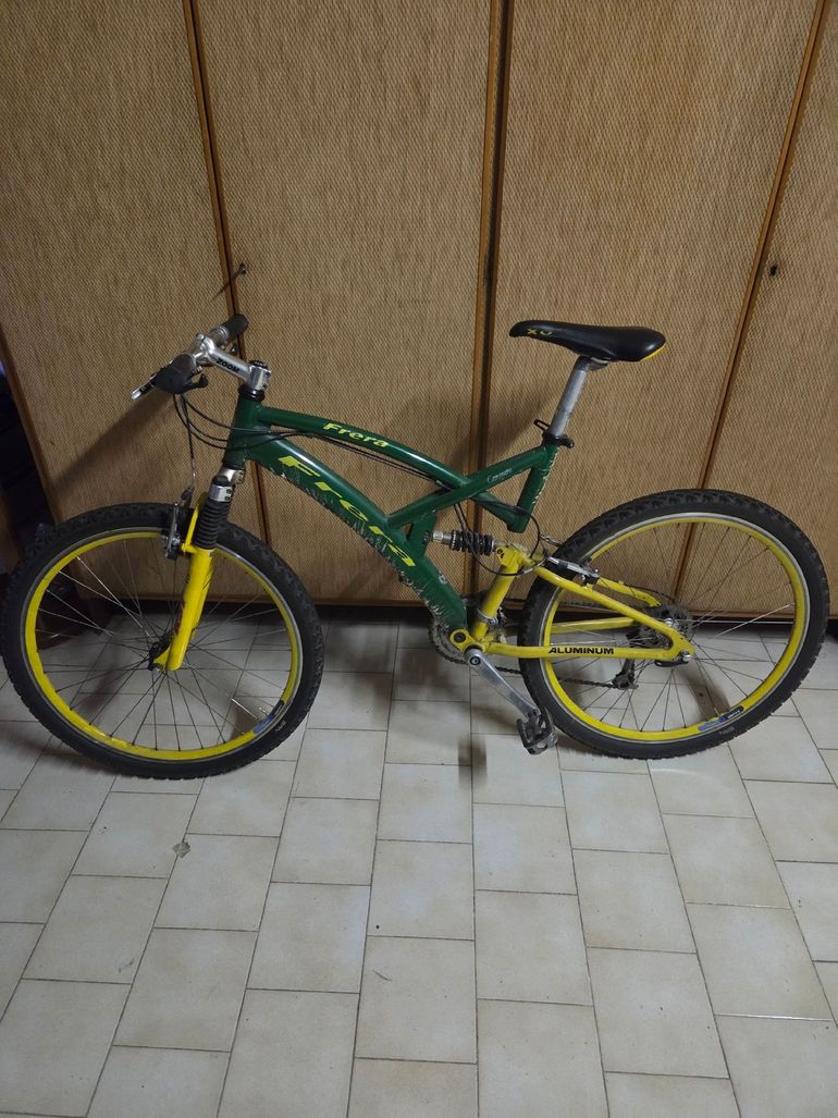 Used frera Frera Custom Campagnolo Veloce 2000 Mountainbike, Verde — image 1 of 4
