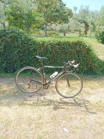 Used Cervélo Custom SRAM Red 2010 Road & Gravel, Black — image 2 of 9