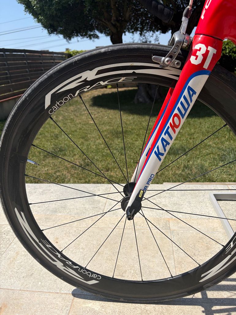 Used Focus Izalco SRAM Force eTap AXS 2011 Road & Gravel, Red — image 5 of 12