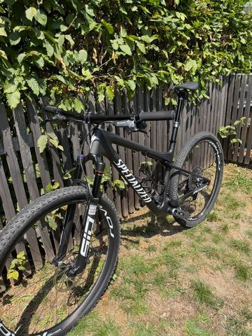 Specialized Epic World Cup Expert 2024 2024 Mountainbike usato, Nero — immagine 10 di 12