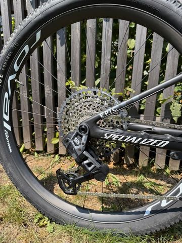 Specialized Epic World Cup Expert 2024 2024 Mountainbike usato, Nero — immagine 7 di 12