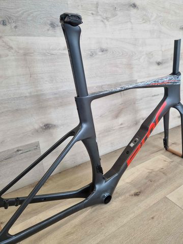 Brugt BMC TEAMMACHINE R01 FRAMSET 2027 Frameset 2027 Road & Gravel — billede 3 af 5