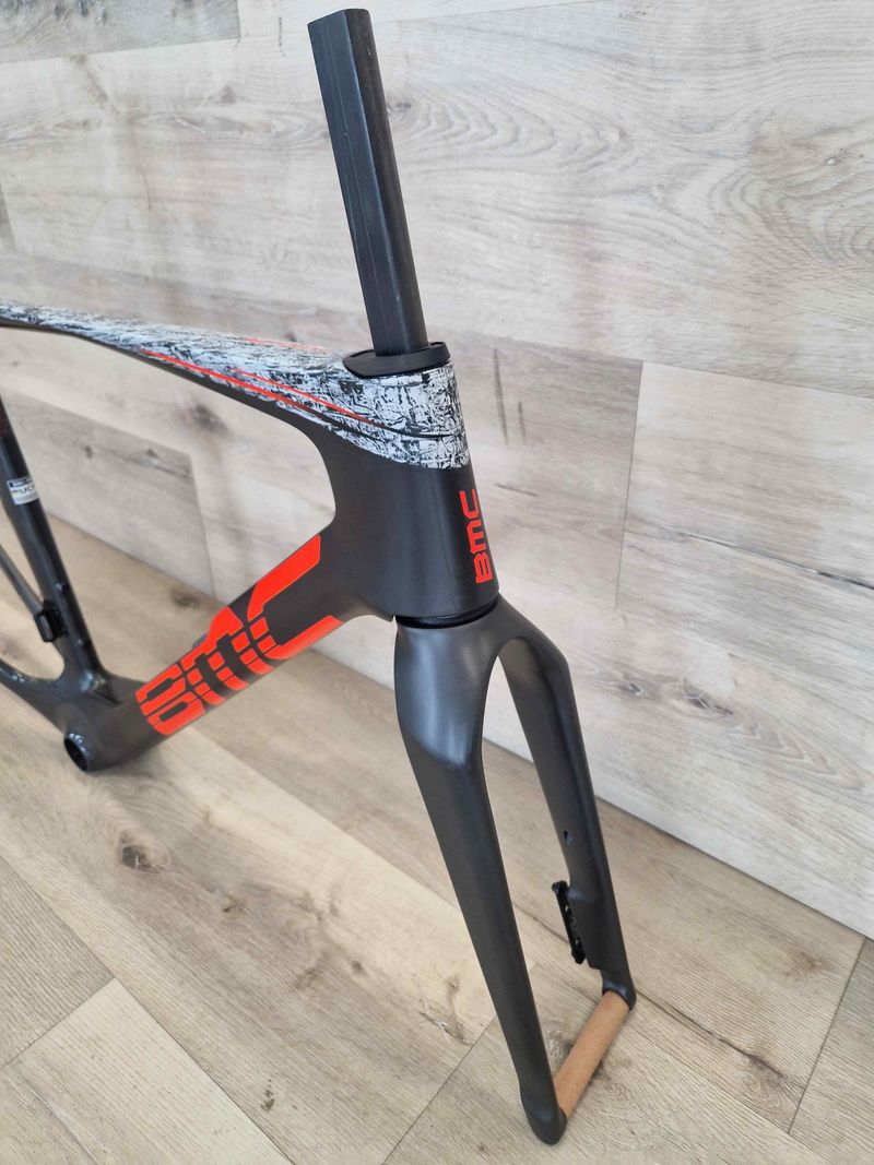 Brugt BMC TEAMMACHINE R01 FRAMSET 2027 Frameset 2027 Road & Gravel — billede 2 af 5