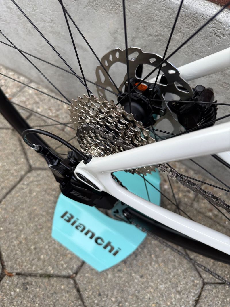 Używany Bianchi Sprint 105 2025 2025 Road & Gravel — zdjęcie 10 z 15