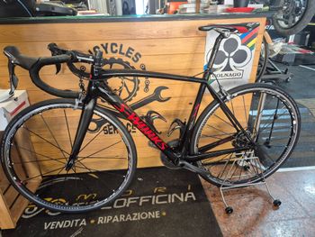 Used Specialized Tarmac Shimano Ultegra 2013 Road & Gravel, Black — image 2 of 19