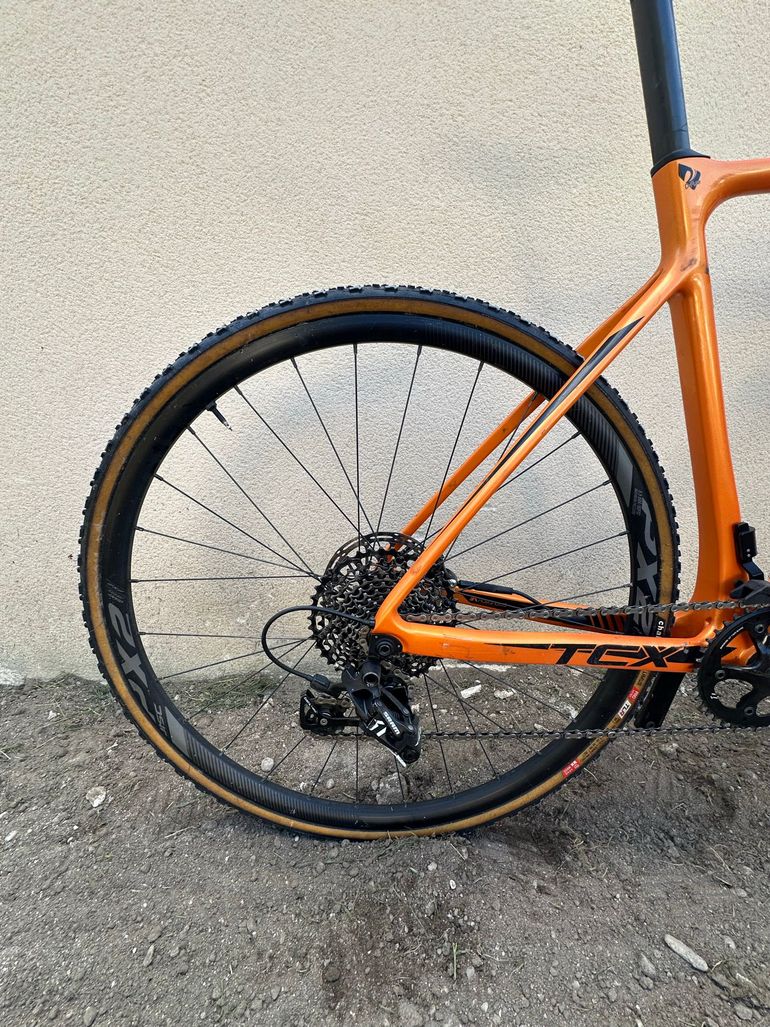 Used Giant TCX Advanced 2019 2019 Road & Gravel, Orange — image 6 of 7