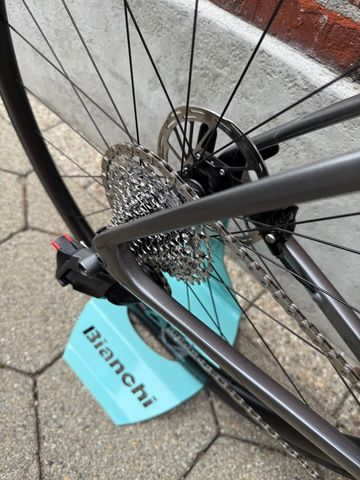 Used Bianchi Specialissima SRAM Rival eTap AXS 2025 Road & Gravel, Light Gray — image 10 of 11
