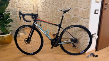 Used Liv Avail advanced Shimano Ultegra Di2 2021 Road & Gravel, Black — image 2 of 3