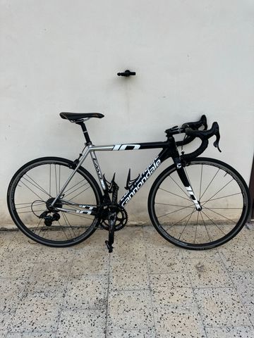 Used Cannondale Caad Campagnolo Chorus 2013 Road & Gravel
