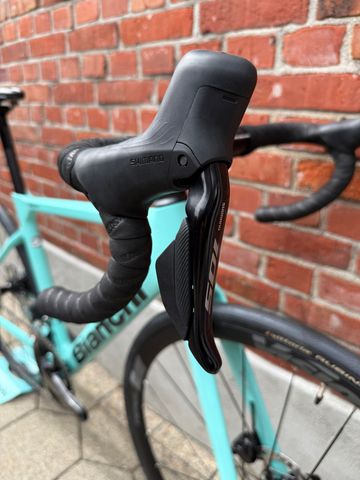 Brugt Bianchi Sprint Shimano 105 Di2 2025 Road & Gravel — billede 5 af 14