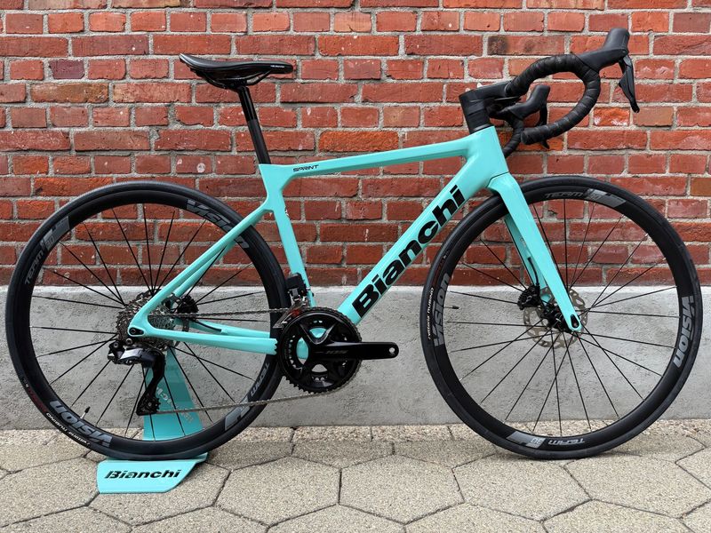 Used Bianchi Sprint Shimano 105 Di2 2025 Road & Gravel
