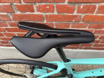 Brugt Bianchi Sprint Shimano 105 Di2 2025 Road & Gravel — billede 9 af 14