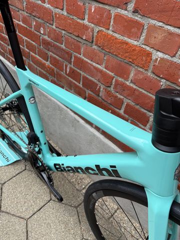 Brugt Bianchi Sprint Shimano 105 Di2 2025 Road & Gravel — billede 8 af 14