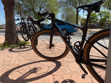 Used Giant Revolt Advanced 2 2026 2026 Road & Gravel, Black — image 11 of 11