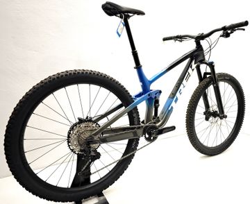 Gebrauchtes Trek Top Fuel 9.7 2023 2023 Mountainbike, Blau, 27.5, 29 — Bild 3 von 12