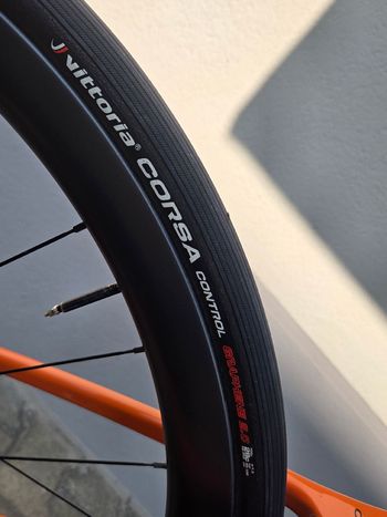 Orbea ORCA M20iTEAM 2021 2021 Road & Gravel usato, Grigio chiaro — immagine 10 di 11