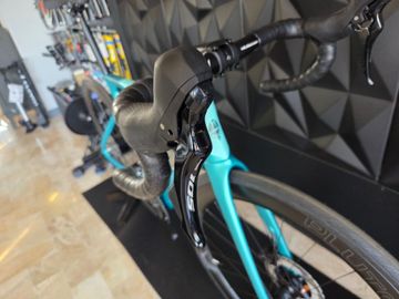 Tweedehands Bianchi e-Oltre 105 2025 2025 Road & Gravel — afbeelding 8 van 9