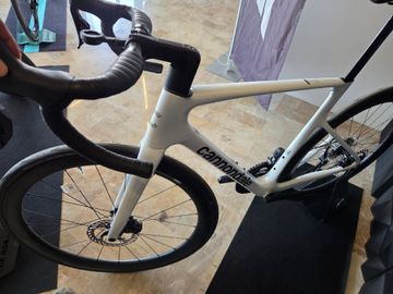 Used Cannondale SuperSix EVO Shimano 105 Di2 2026 Road & Gravel, White — image 9 of 9