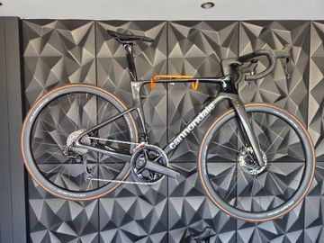 Used Cannondale SuperSix EVO Shimano Ultegra Di2 2026 Road & Gravel